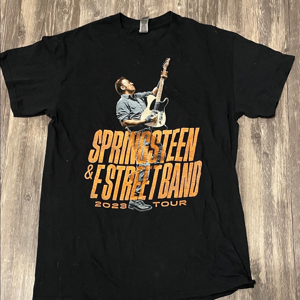 Gildan Black Graphic Tee - Springsteen & E Street Band